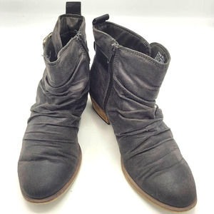 Women's Black Suede Bare Traps Pennie Ankle Boots Black Size 8.5 Witchy Costume